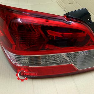 Hình ảnh đèn hậu Attrage bản halogen 2020-2025 chính hãng