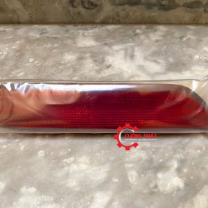 Hình ảnh đèn phản quang Attrage, Mirage, Xpander chính hãng