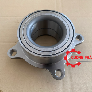 Góc chụp cận cảnh bạc đạn trước Triton, Sport