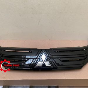 Hình ảnh mặt ga lăng đen Xpander 2020-2021