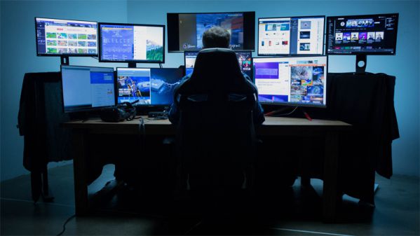 Máy trạm Workstation khác với máy tính thường ở điểm nào?4
