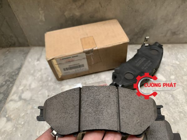 Cận cảnh bộ bố phanh trước Mitsubishi Xpander chính hãng
