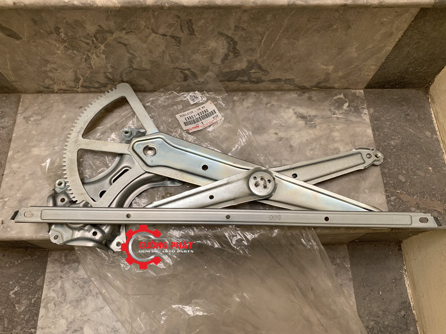 Compa-nang-kinh-truoc-Land-Prado-2010(1) Hình ảnh compa nâng kính trước Toyota Land Cruiser Prado chính hãng