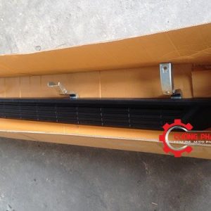 Mặt trước bậc lên xuống Ranger