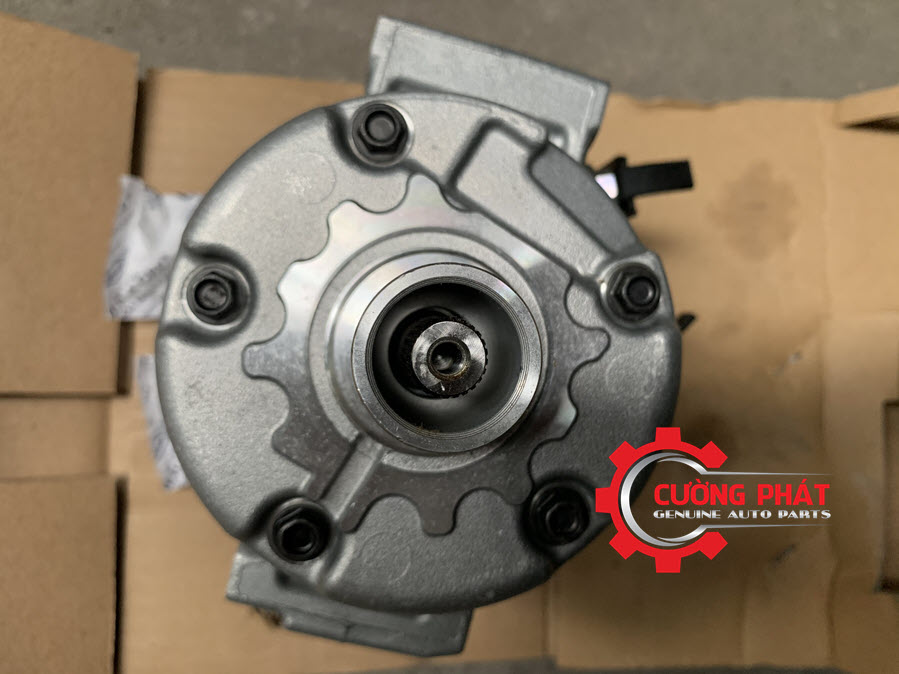 loc-lanh-Toyota-Innova(2) Cận cảnh lốc lạnh Innova