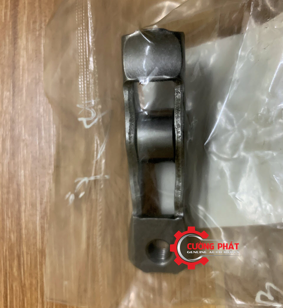 Co-mo-hut-xa-Mitsubishi-Triton-Pajero-Sport-may-dau(2) Chi tiết cò mổ hút, xả của Triton, Pajero Sport chính hãng