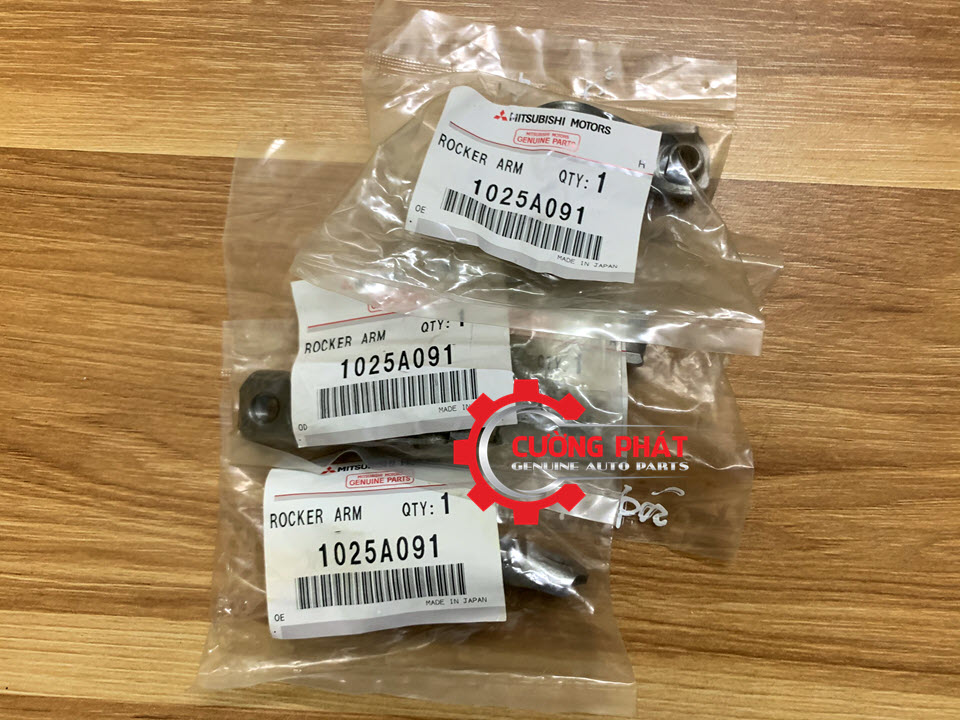 Co-mo-hut-xa-Mitsubishi-Triton-Pajero-Sport-may-dau(3) Hình ảnh cò mổ hút, xả Mitsubishi Triton, Pajero Sport chính hãng