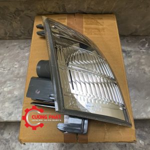 Hình ảnh đèn xi nhan Nissan Xtrail T30 2003 chính hãng