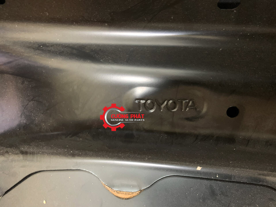 cop-sau-Toyota-Vios-2010-644010D090(3) Cận cảnh cốp sau Vios 2010 chính hãng