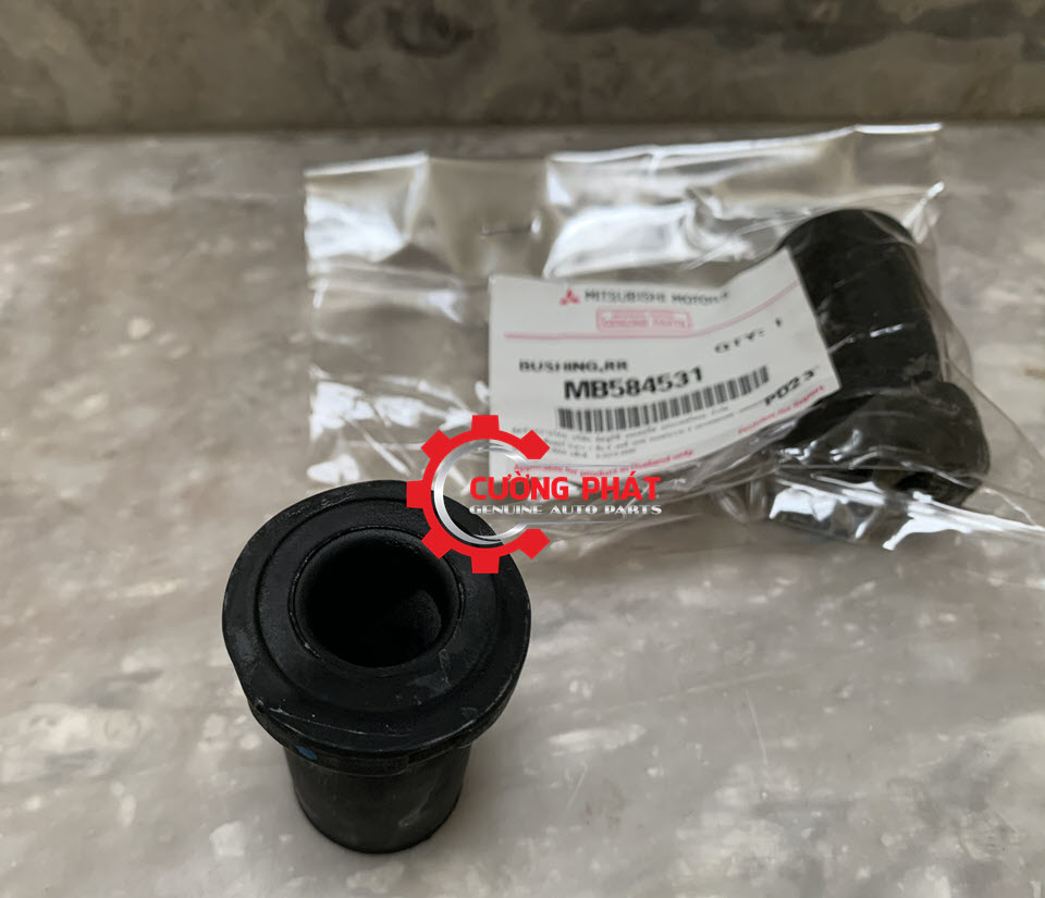 Cao-su-ac-nhip-Mitsubishi-Triton-New-Triton-Pajero-Sport-V33-MB584531 (2) Hình ảnh cao su ắc nhíp trên Mitsubishi Triton, New Triton, Pajero Sport, Pajero V33 chính hãng