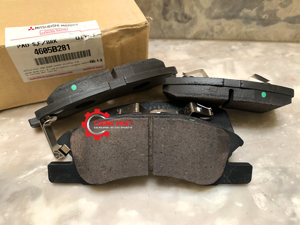 Cận cảnh má phanh trước Mitsubishi Attrage, Mirage chính hãng