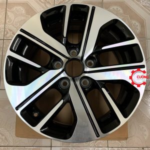 Hình ảnh mâm xe Mitsubishi Xpander chính hãng hay còn gọi là lazang