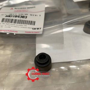 Hình ảnh phớt ghít Mitsubishi Triton, Pajero Sport, Zinger chính hãng