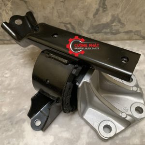 Hình ảnh cao su chân máy Mitsubishi Xpander số tự động chính hãng