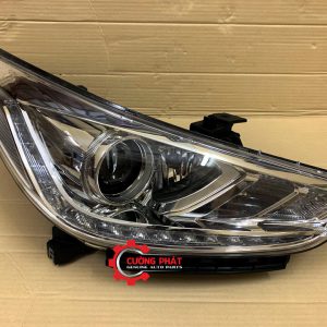 Hình ảnh đèn pha Hyundai Accent 2018 chính hãng