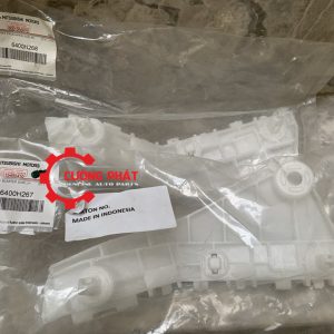 Hình ảnh giá cài cản trước Mitsubishi Xpander chính hãng