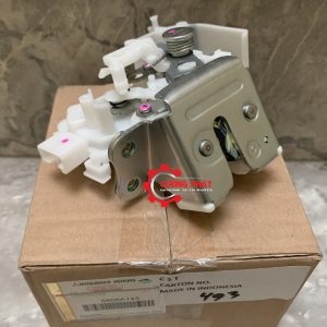 Hình ảnh ổ khóa ngậm cửa hậu Mitsubishi Xpander chính hãng