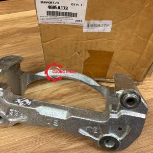 Hình ảnh gông phanh trước Mitsubishi Triton, Pajero Sport 2013 chính hãng