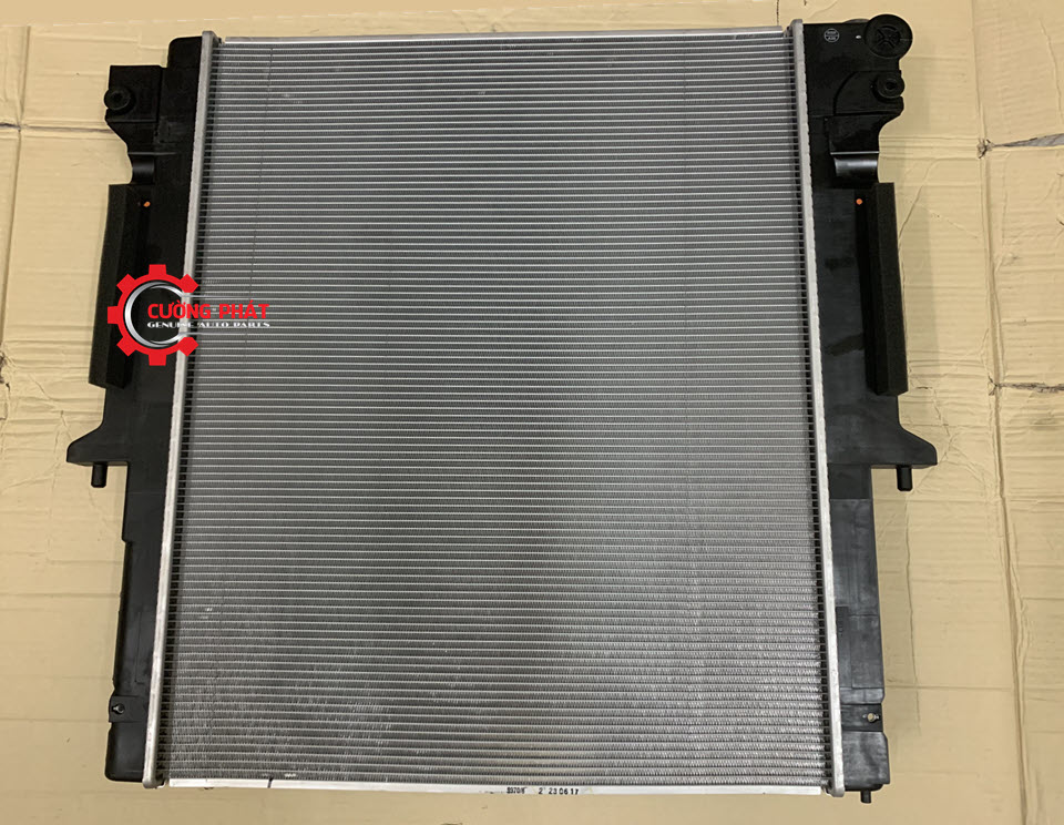 Ket-nuoc-Mitsubishi-Triton-2019-AT-1350A924(2) Cận cảnh két nước AT Triton chính hãng