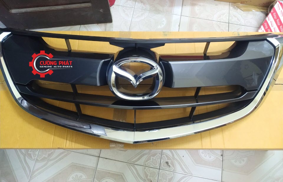Hình ảnh mặt ca lăng Mazda BT50 2016-2018 chính hãng