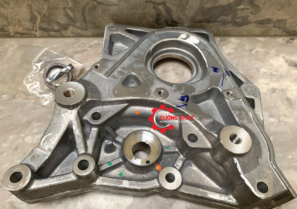 Hình ảnh bơm dầu Mitsubishi Pajero Sport, 4D56, Triton, New Triton chính hãng