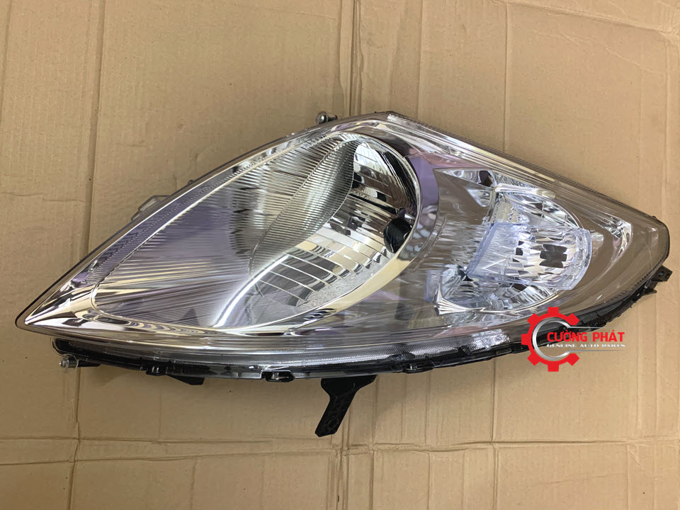 Den-pha-Suzuki-Swift-35121M74L01 Hình ảnh đèn pha Suzuki Swift 2014 chính hãng