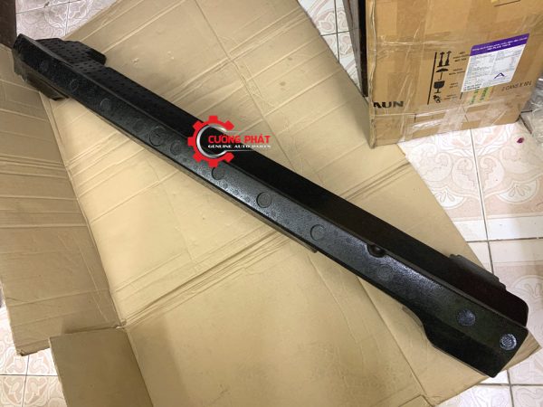 Hình ảnh xốp đỡ cản trước Lexus LX570 2014 chính hãng
