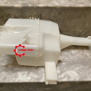 Cận cảnh bình nước rửa kính Mitsubishi Xpander chính hãng