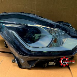 Hình ảnh đèn pha Suzuki Swift 2019, 2020 chính hãng