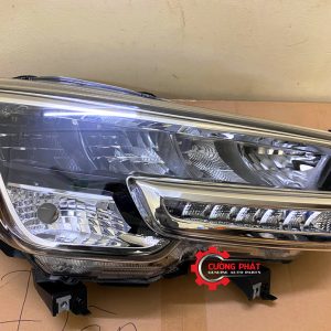 Hình ảnh đèn pha Suzuki XL7 chính hãng