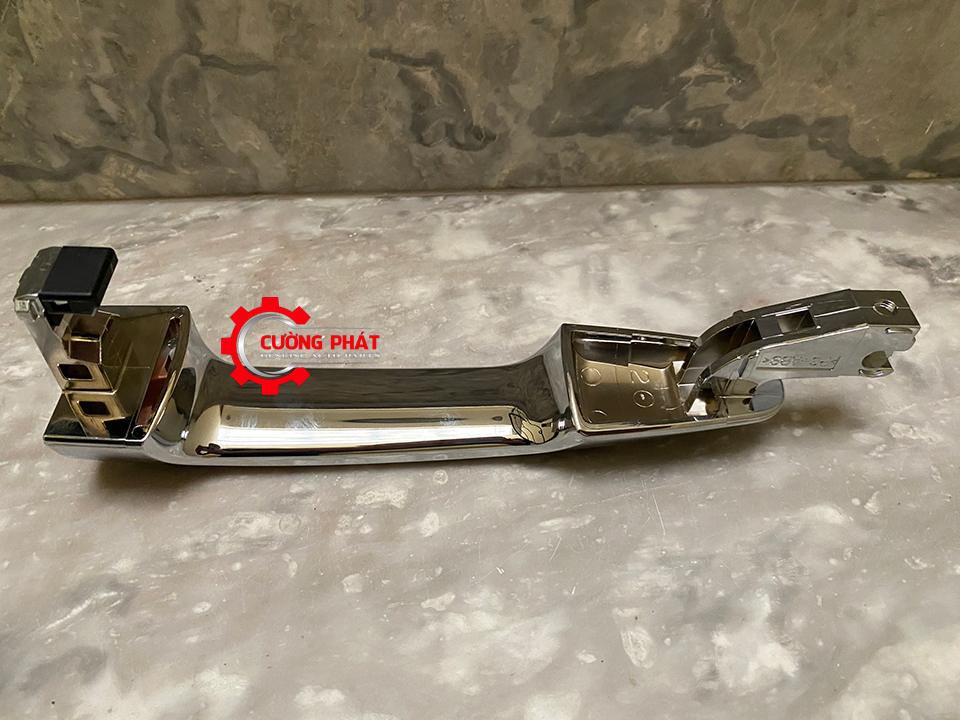 Tay-mo-cua-ngoai-Mitsubishi-Triton-Pajero-Sport-5716A032 (2) Phía trong tay mở cửa Triton, Pajero Sport chính hãng