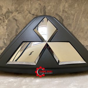 Hình ảnh biểu tượng ga lăng Mitsubishi Pajero Sport 2018-2020 chính hãng