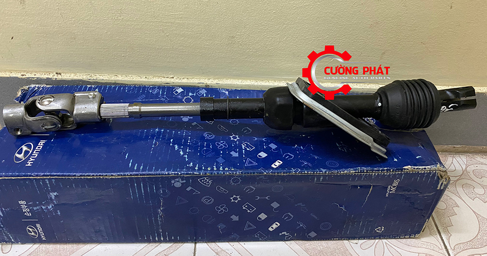 Khop-chu-thap-lai-doan-duoi-Hyundai-Santafe-2009-2012-564002B600 (2) Mặt sau khớp chữ thập lái Santafe 2009-2012 chính hãng