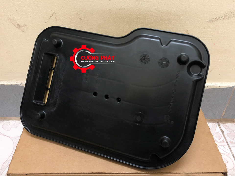 Loc-dau-hstd-Chevrolet-Colorado-2017-24236933 (3) Mặt sau lọc dầu hộp số tự động Colorado 2017