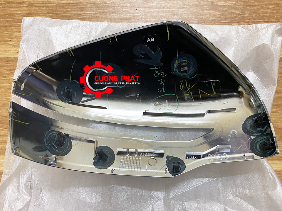 Op-guong-Nissan-Navara-2015-963744KE0C-963734KE0C (2) Mặt trong ốp gương Navara 2015