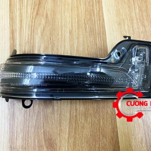 Đèn xi nhan gương Corrola Cross, Hilux 2018-2021 chính hãng