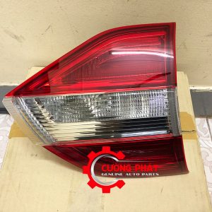 Hình ảnh đèn hậu trong led Ford Everest 2016-2021 chính hãng