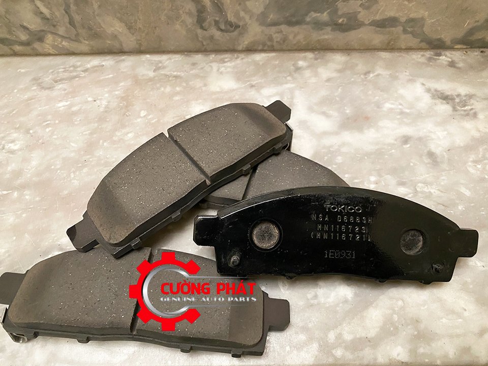 Ma-phanh-truoc-Mitsubishi-Triton-NewTriton-Pajero-Sport-4605A284 (2) Hình ảnh má phanh trước Mitsubishi Triton, New Triton, Pajero Sport chính hãng