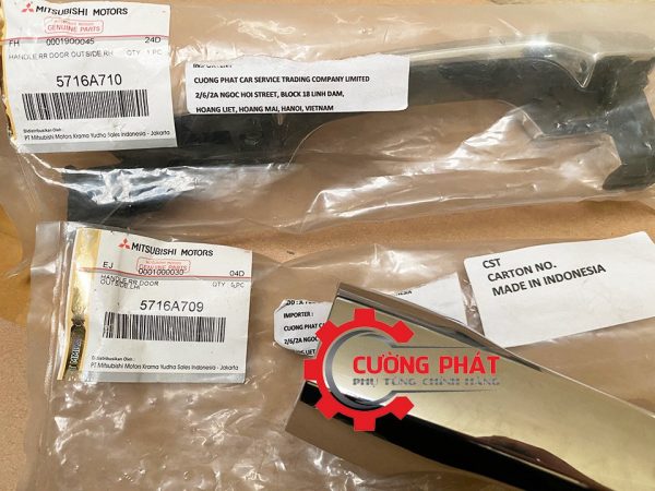 Mã tay mở cửa ngoài sau Xpander, Xpander Cross chính hãng