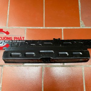 Hình ảnh cụm xương đỡ cản sau Mitsubishi Xpander 2018-2022 chính hãng
