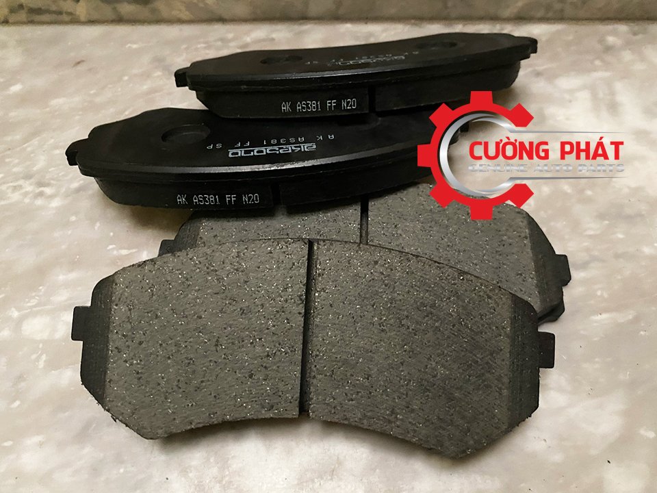 Ma-phanh-truoc-Mitsubishi-V73-V93-MZ690557-MR510539 (1) Cận cảnh má phanh trước Pajero V73, V93 chính hãng