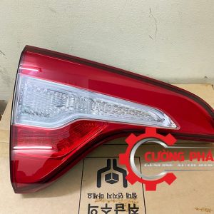Hình ảnh đèn hậu trong Kia Sorento 2014-2016 chính hãng