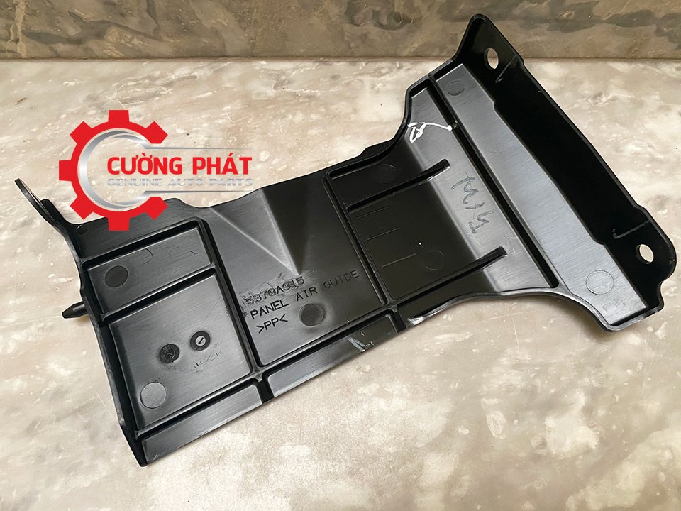 Huong-gio-ket-nuoc-Mitsubishi-Attrage-2020-5379A915-5379A916 (1) Cận cảnh hướng gió két nước Attrage 2020-2022 chính hãng