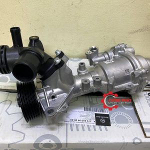 Hình ảnh bơm nước động cơ Mercedes Benz E300, GLC300 chính hãng