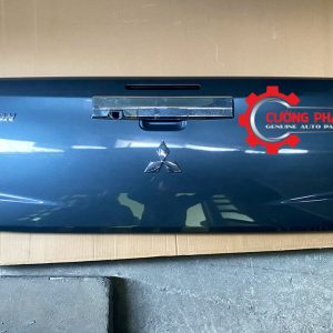 Bưởng thùng sau Mitsubishi Triton 2015-2022 chính hãng