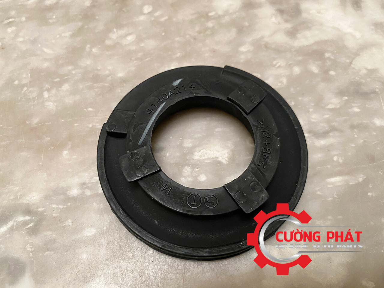 Cao-su-lo-xo-sau-tren-Mitsubishi-Attrage-Mirage-4140A214 (1) Hình ảnh cao su đệm lò xo sau phía trên Attrage, Mirage