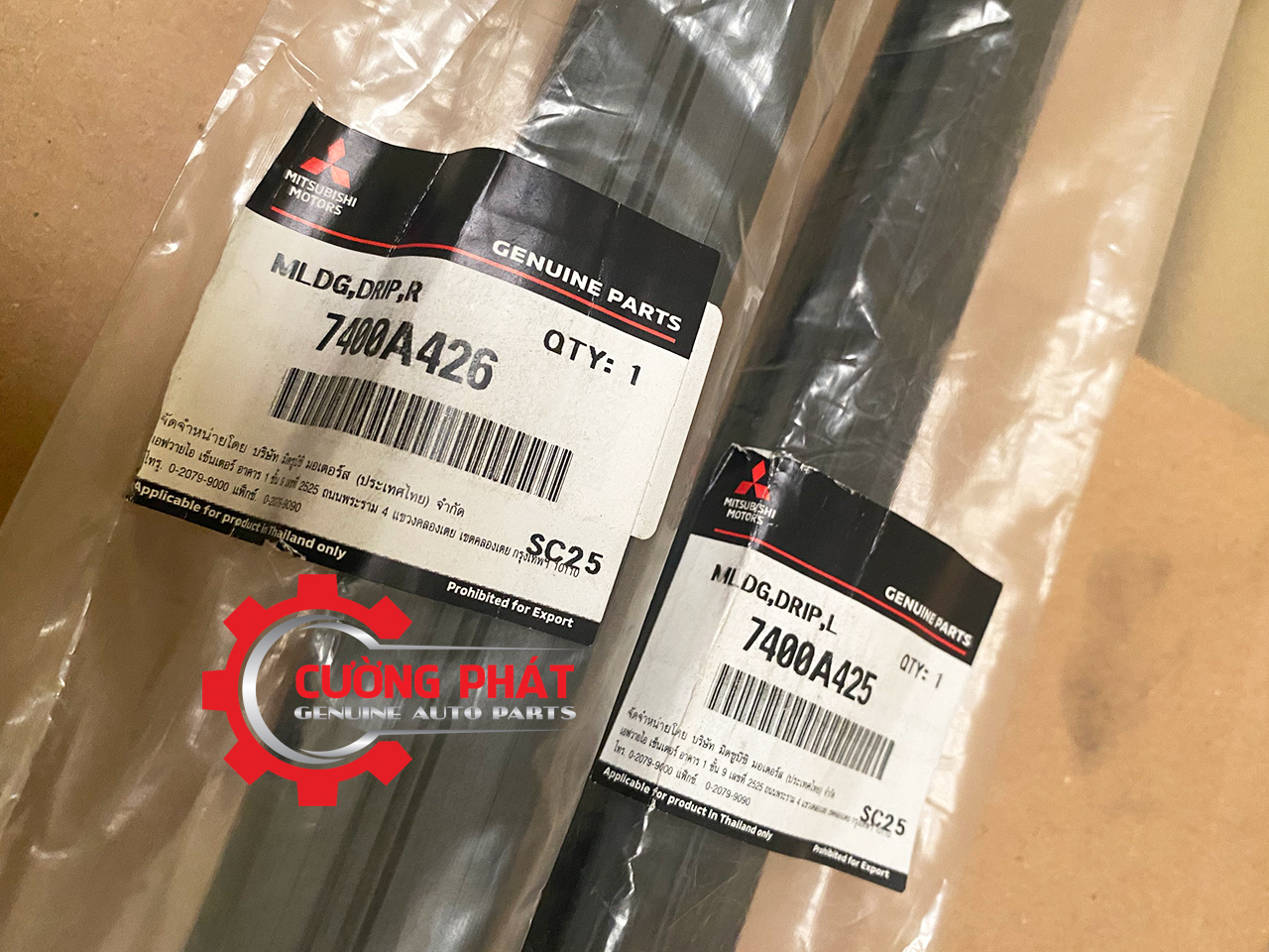 Nep-noc-Mitsubishi-Triton-15-23-7400A426-7400A425 (2) Tem mã nẹp nóc Triton 2015-2023 chính hãng