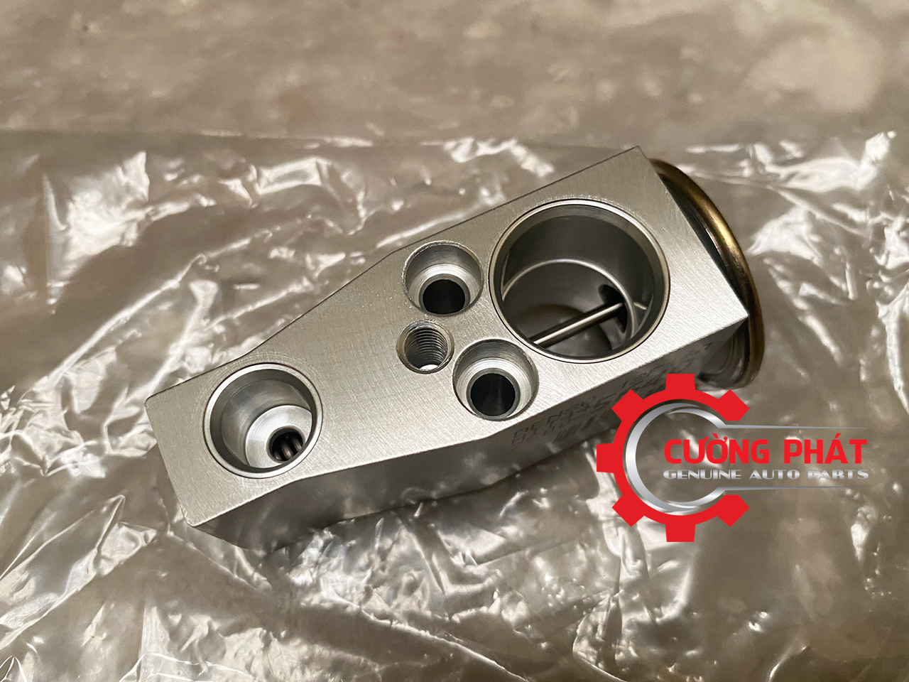 Van-tiet-luu-Mitsubishi-Attrage-Mirage-7801B203 (2) Cận cảnh van tiết lưu Mitsubishi Attrage, Mirage