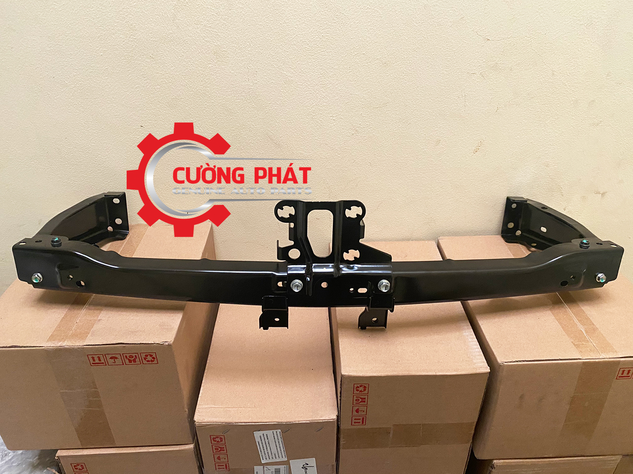 Xuong-do-can-truoc-Mitsubishi-Sport-17-20-6400G195 (1) Hình ảnh xương đỡ cản trước Pajero Sport 2017-2020