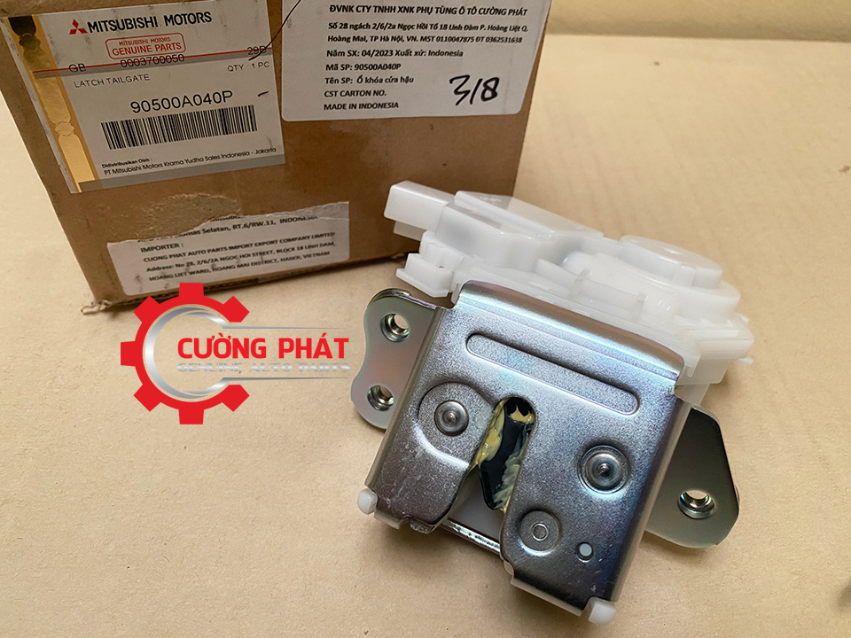 O-khoa-ngam-cua-hau-Mitsubishi-Xpander-2022-90500A040P (3) Tem mã ổ khóa ngậm cửa hậu Xpander 2022 chính hãng